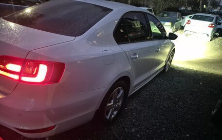Volkswagen Jetta VI, 2012 год, 1 250 000 рублей, 4 фотография