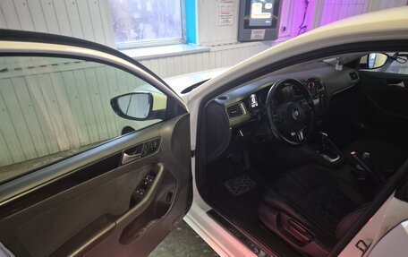 Volkswagen Jetta VI, 2012 год, 1 250 000 рублей, 16 фотография