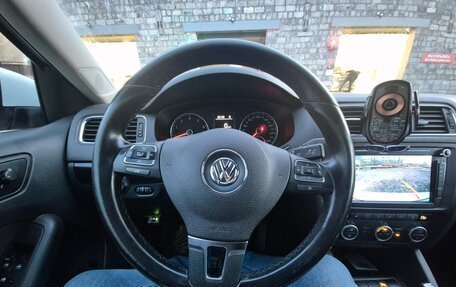 Volkswagen Jetta VI, 2012 год, 1 250 000 рублей, 18 фотография