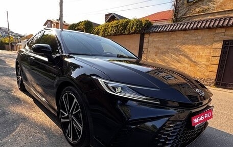 Toyota Camry, 2024 год, 3 700 000 рублей, 7 фотография