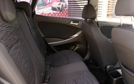 Hyundai Solaris II рестайлинг, 2015 год, 1 188 000 рублей, 8 фотография