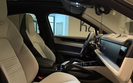 Porsche Cayenne III, 2025 год, 17 500 000 рублей, 29 фотография