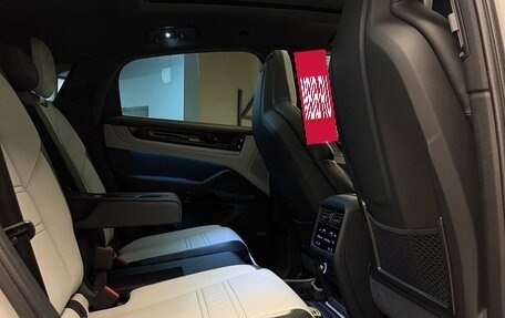 Porsche Cayenne III, 2025 год, 17 500 000 рублей, 24 фотография