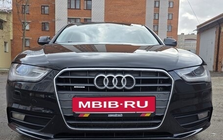 Audi A4, 2013 год, 1 430 000 рублей, 2 фотография