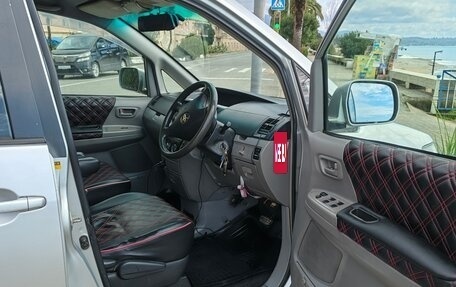 Toyota Noah III, 2002 год, 920 000 рублей, 6 фотография