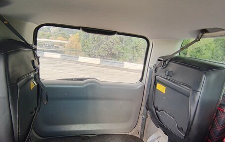 Toyota Noah III, 2002 год, 920 000 рублей, 18 фотография