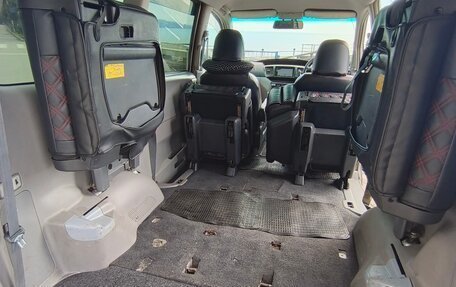Toyota Noah III, 2002 год, 920 000 рублей, 24 фотография