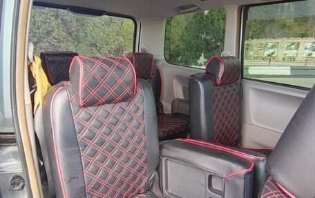 Toyota Noah III, 2002 год, 920 000 рублей, 28 фотография