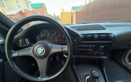 BMW 5 серия, 1990 год, 400 000 рублей, 14 фотография