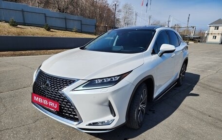 Lexus RX IV рестайлинг, 2021 год, 6 100 000 рублей, 10 фотография