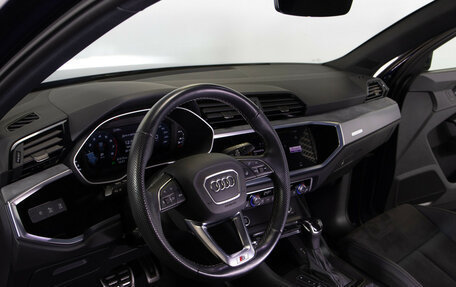 Audi Q3, 2021 год, 3 848 000 рублей, 12 фотография