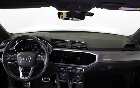 Audi Q3, 2021 год, 3 848 000 рублей, 13 фотография