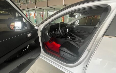 Hyundai Elantra, 2022 год, 1 477 000 рублей, 7 фотография
