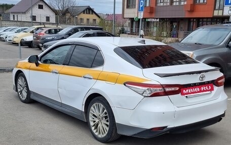 Toyota Camry, 2021 год, 2 700 000 рублей, 7 фотография