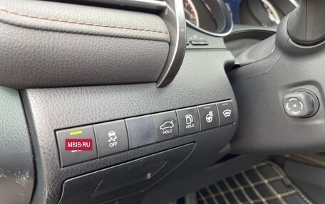 Toyota Camry, 2021 год, 2 700 000 рублей, 17 фотография
