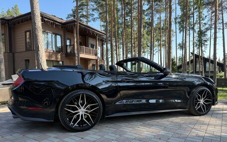 Ford Mustang VI рестайлинг, 2019 год, 3 550 000 рублей, 2 фотография