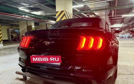 Ford Mustang VI рестайлинг, 2019 год, 3 550 000 рублей, 5 фотография