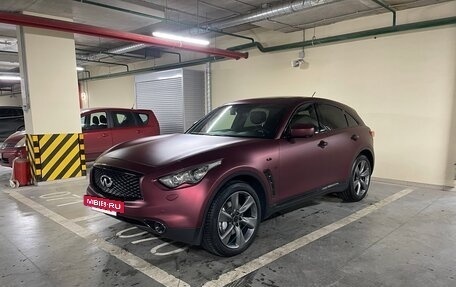 Infiniti QX70, 2013 год, 1 950 000 рублей, 2 фотография