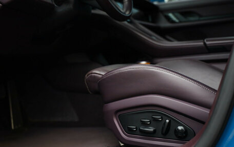 Porsche Taycan I, 2020 год, 9 990 000 рублей, 28 фотография