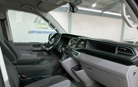 Volkswagen Caravelle T6 рестайлинг, 2020 год, 4 199 000 рублей, 12 фотография