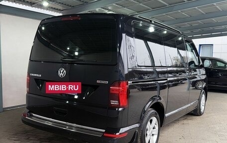 Volkswagen Caravelle T6 рестайлинг, 2020 год, 4 199 000 рублей, 5 фотография