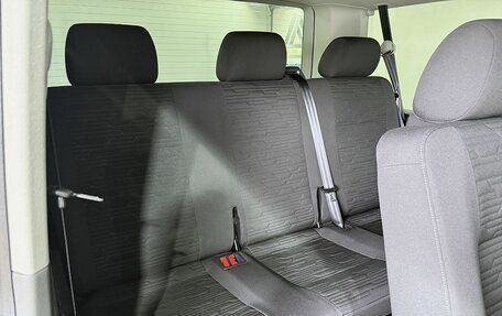 Volkswagen Caravelle T6 рестайлинг, 2020 год, 4 199 000 рублей, 16 фотография