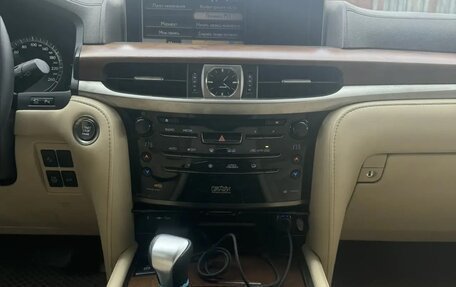 Lexus LX III, 2019 год, 8 500 000 рублей, 4 фотография