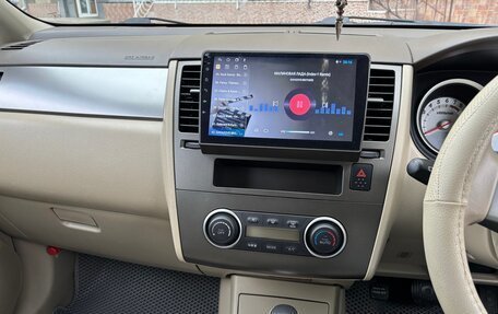 Nissan Tiida, 2010 год, 820 000 рублей, 19 фотография