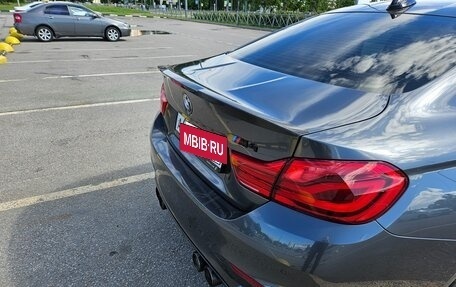 BMW M4, 2018 год, 5 800 000 рублей, 8 фотография