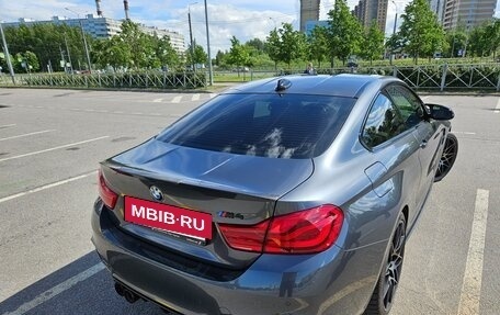 BMW M4, 2018 год, 5 800 000 рублей, 14 фотография