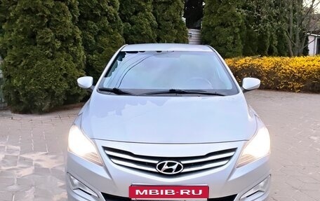 Hyundai Solaris II рестайлинг, 2016 год, 825 000 рублей, 7 фотография
