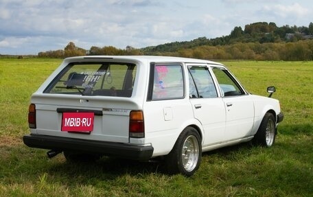 Toyota Carina, 1987 год, 450 000 рублей, 7 фотография