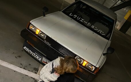 Toyota Carina, 1987 год, 450 000 рублей, 30 фотография
