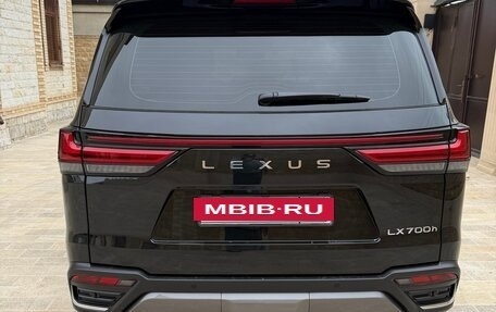 Lexus LX, 2025 год, 21 000 000 рублей, 2 фотография