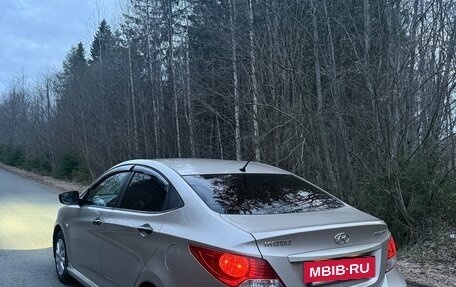 Hyundai Solaris II рестайлинг, 2011 год, 699 000 рублей, 7 фотография