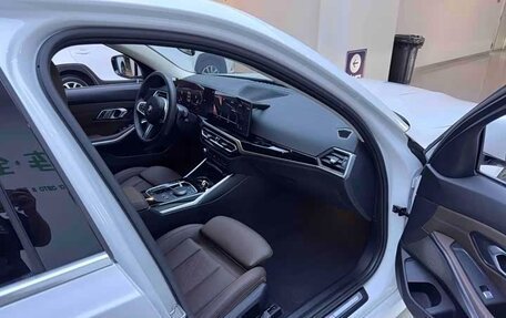 BMW 3 серия, 2023 год, 3 680 000 рублей, 10 фотография