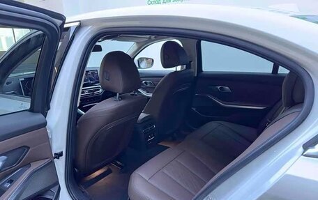 BMW 3 серия, 2023 год, 3 680 000 рублей, 11 фотография