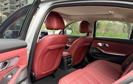 BMW 3 серия, 2023 год, 2 820 000 рублей, 10 фотография