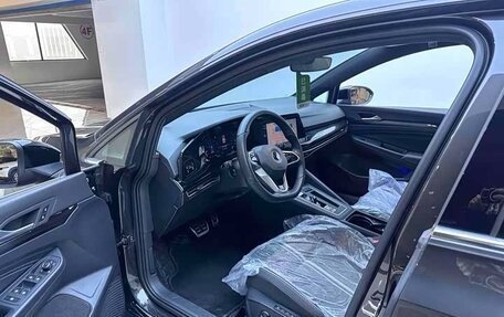 Volkswagen Golf VIII, 2022 год, 2 100 000 рублей, 10 фотография