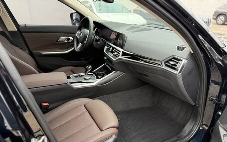 BMW 3 серия, 2021 год, 2 971 000 рублей, 13 фотография