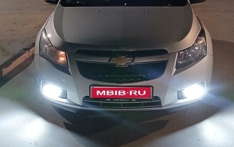 Chevrolet Cruze II, 2011 год, 589 000 рублей, 1 фотография
