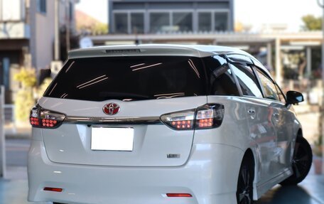 Toyota Wish II, 2015 год, 1 144 000 рублей, 5 фотография