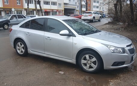 Chevrolet Cruze II, 2011 год, 589 000 рублей, 4 фотография