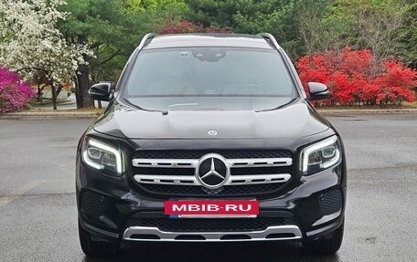 Mercedes-Benz GLB, 2023 год, 3 090 000 рублей, 2 фотография