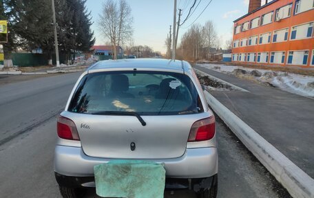 Toyota Vitz, 2001 год, 315 000 рублей, 2 фотография