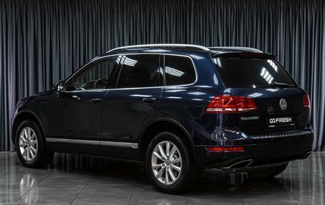 Volkswagen Touareg III, 2012 год, 1 999 000 рублей, 2 фотография