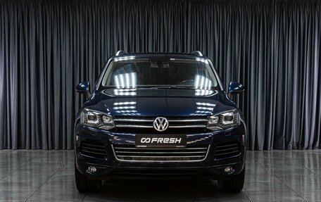 Volkswagen Touareg III, 2012 год, 1 999 000 рублей, 3 фотография