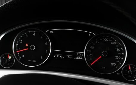 Volkswagen Touareg III, 2012 год, 1 999 000 рублей, 14 фотография