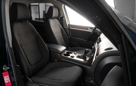 Volkswagen Touareg III, 2012 год, 1 999 000 рублей, 8 фотография