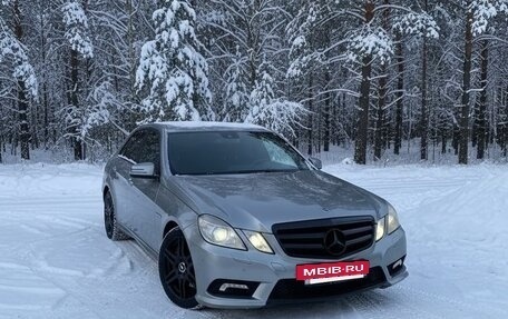 Mercedes-Benz E-Класс, 2010 год, 1 250 000 рублей, 2 фотография